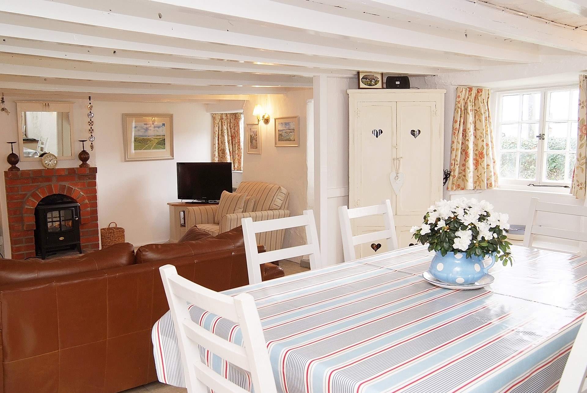 The Hermitage, Holiday Cottage Description Classic Cottages