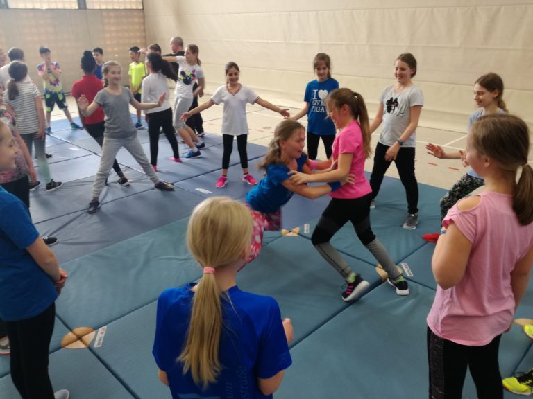 Kämpfen im Sportunterricht Ist das möglich? Gymnasium