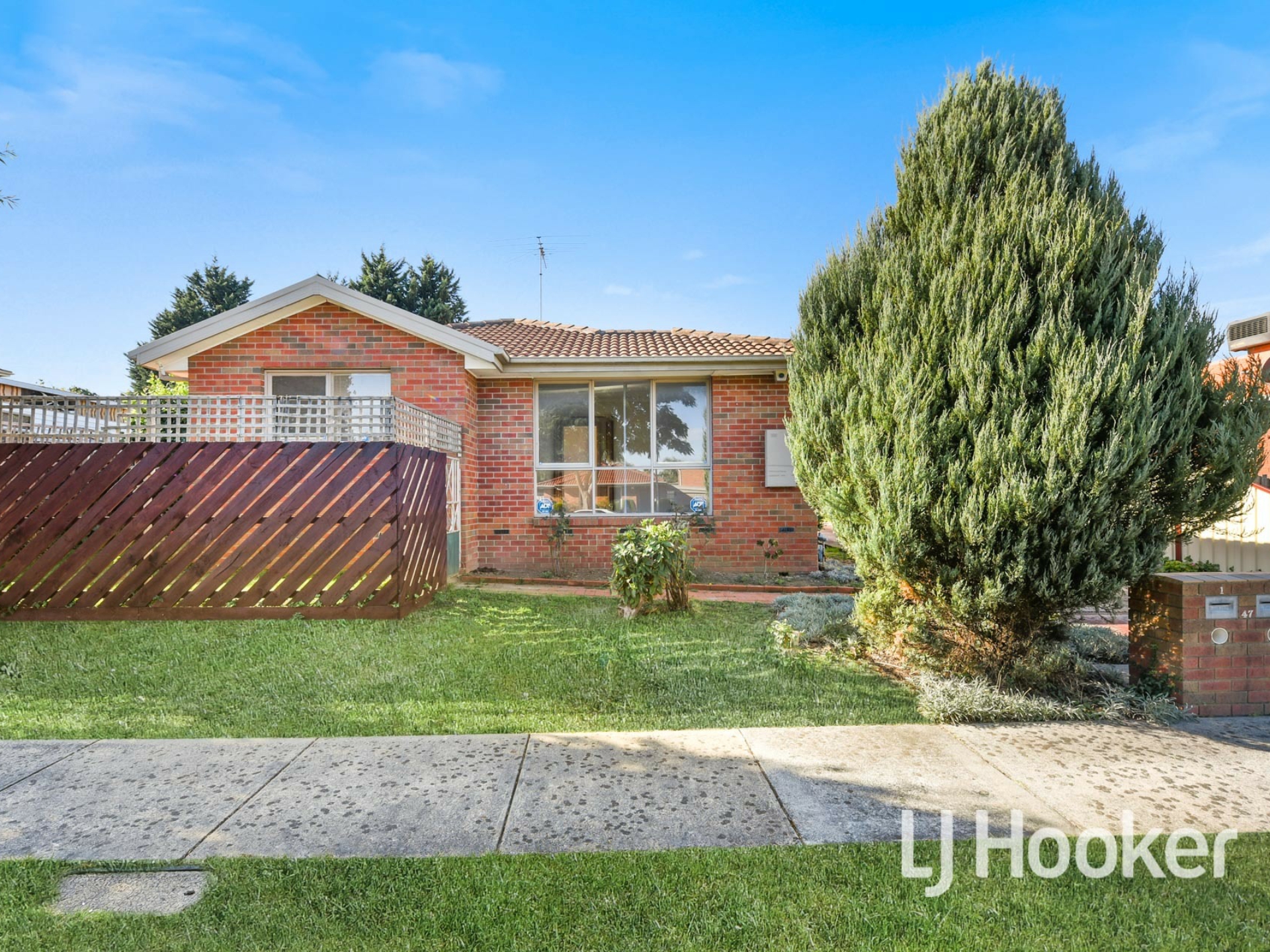 1/47 David Collins Drive Endeavour Hills VIC Property Details LJ Hooker
