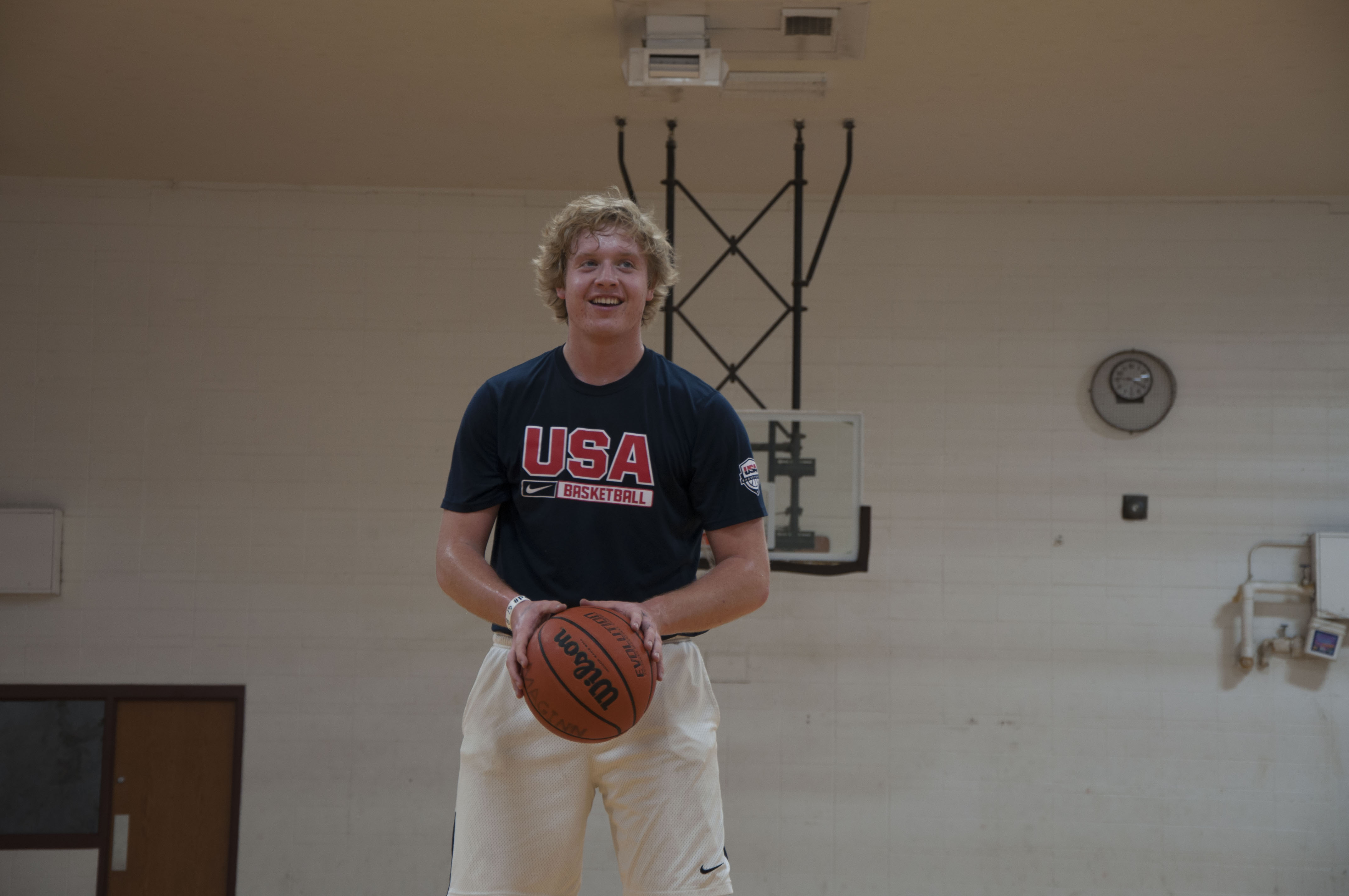 ster basketball player fights back from injury to achieve dream