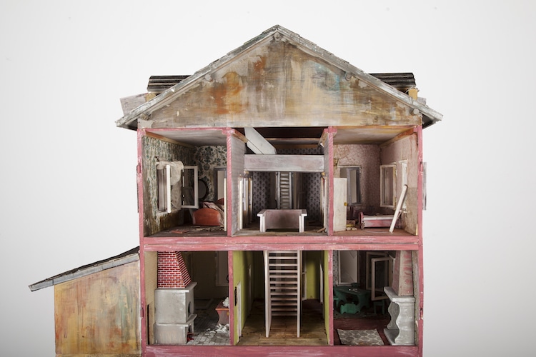 Deserted Dollhouse Street Artist Crafts Eerie Miniature Abandoned Home
