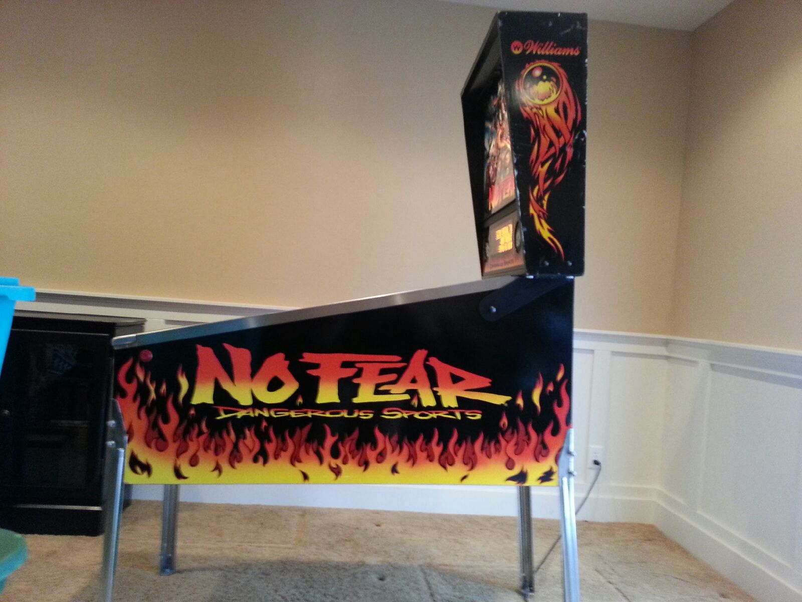 What is the safest and best way to sell a pinball machine, video arcade