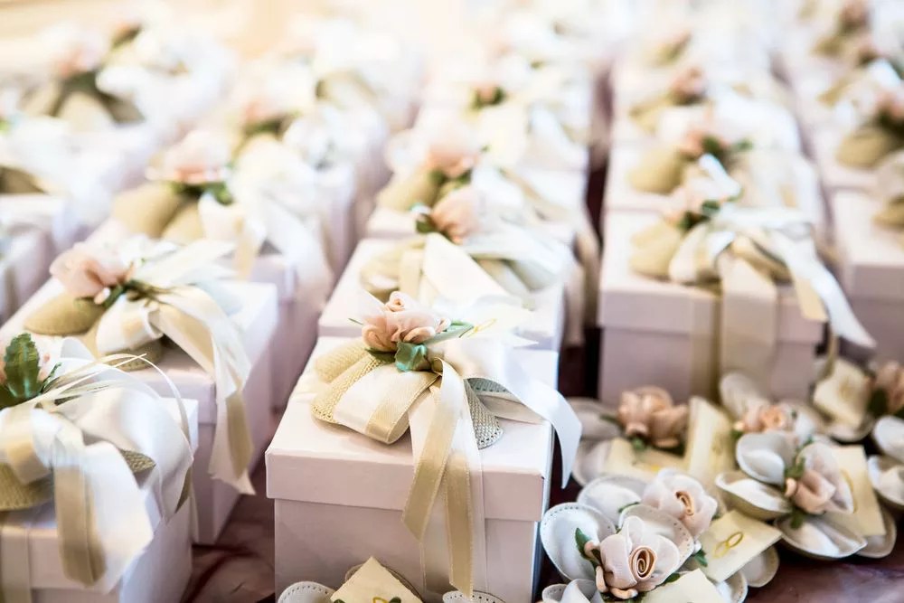 結婚式DIYまとめ♡初心者さんや不器用さんでも手作りできるアイテムリスト Wedding Tips｜ウェディングのプロが届ける結婚式のアドバイス