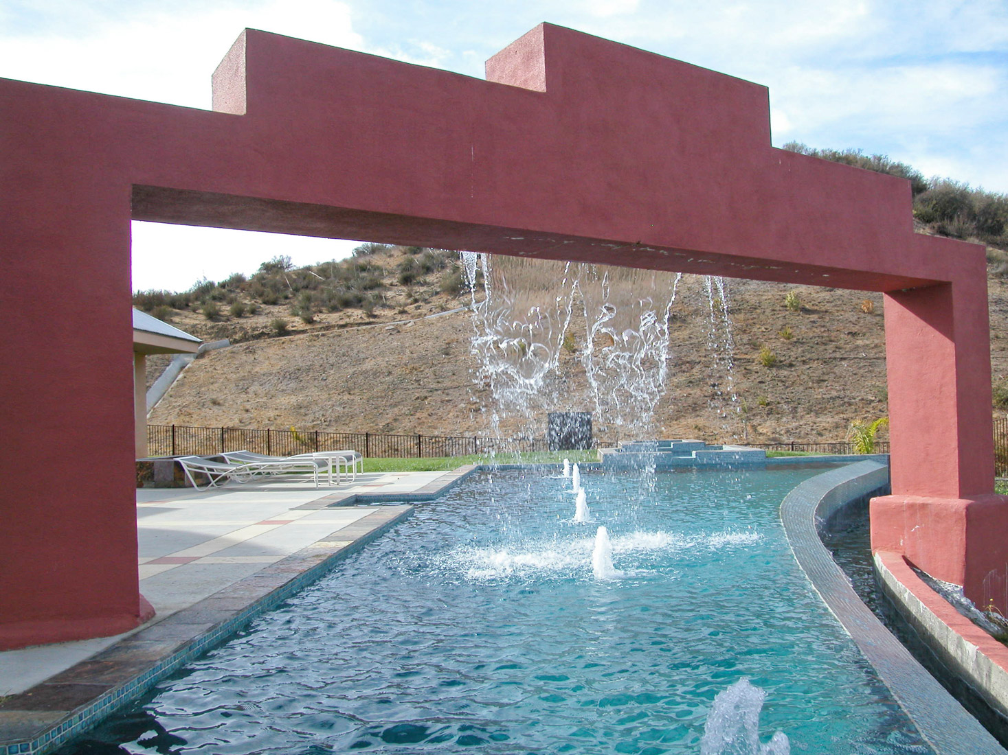 Contemporary Cascade Wedding Estates