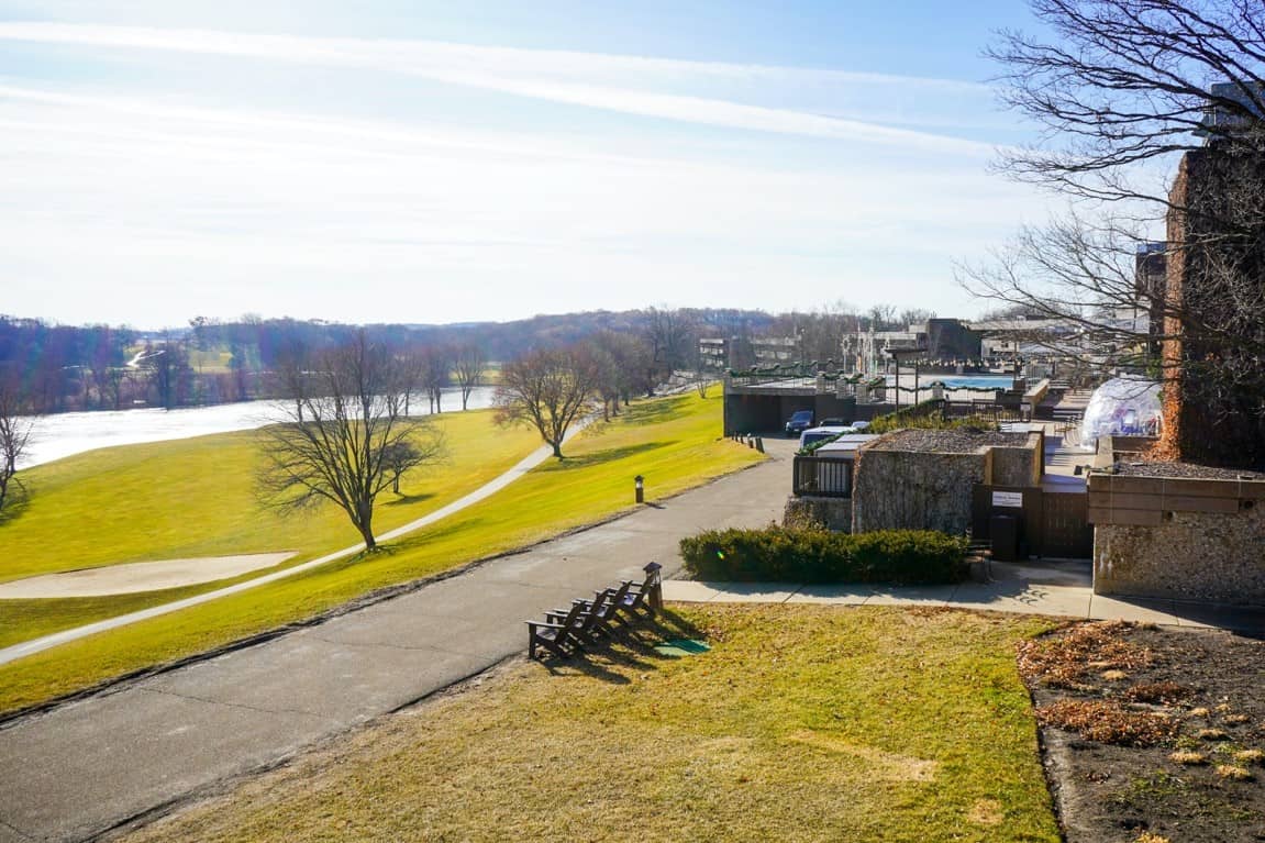 10 Fun Midwest Bachelorette Party Ideas & Themes