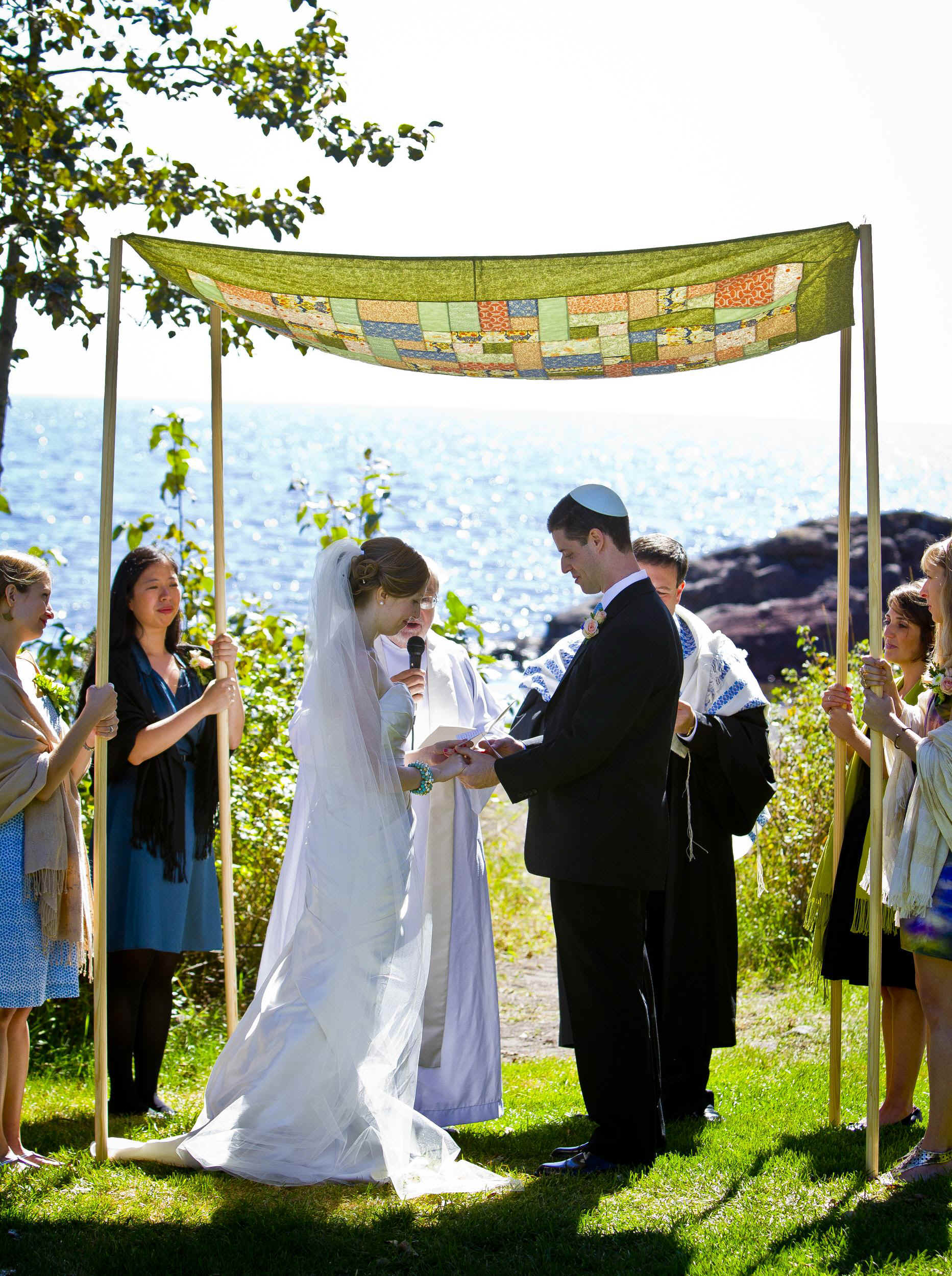 Minnesota Wedding Priests or Minnesota Wedding Officiants or Minnesota