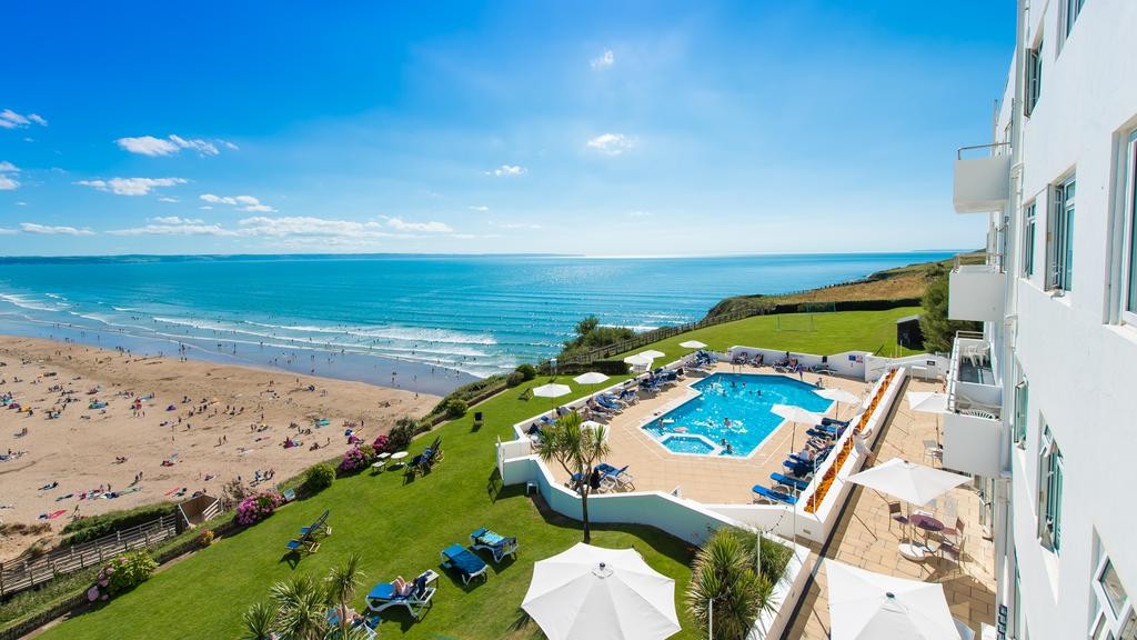 Our Top 10 UK Coastal Wedding Venues WeddingPlanner.co.uk