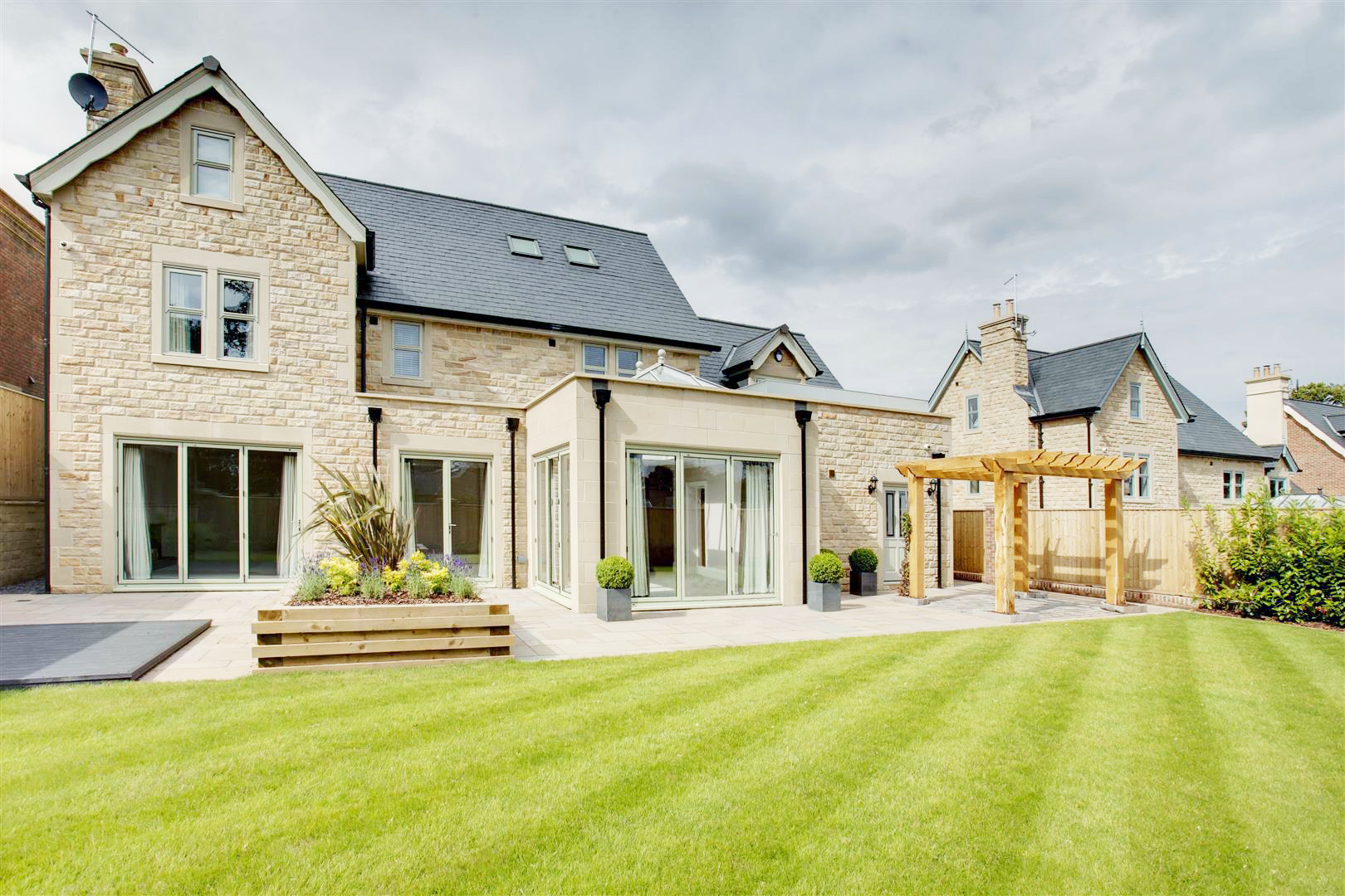 Dore Road House Complete Weddles