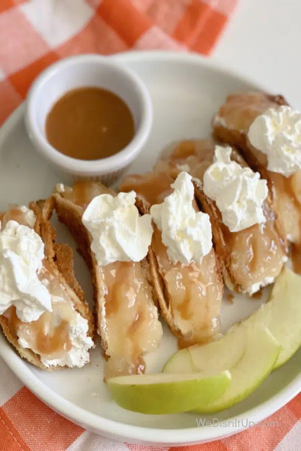 How To Make Caramel Apple Cheesecake Tacos How To Make Caramel