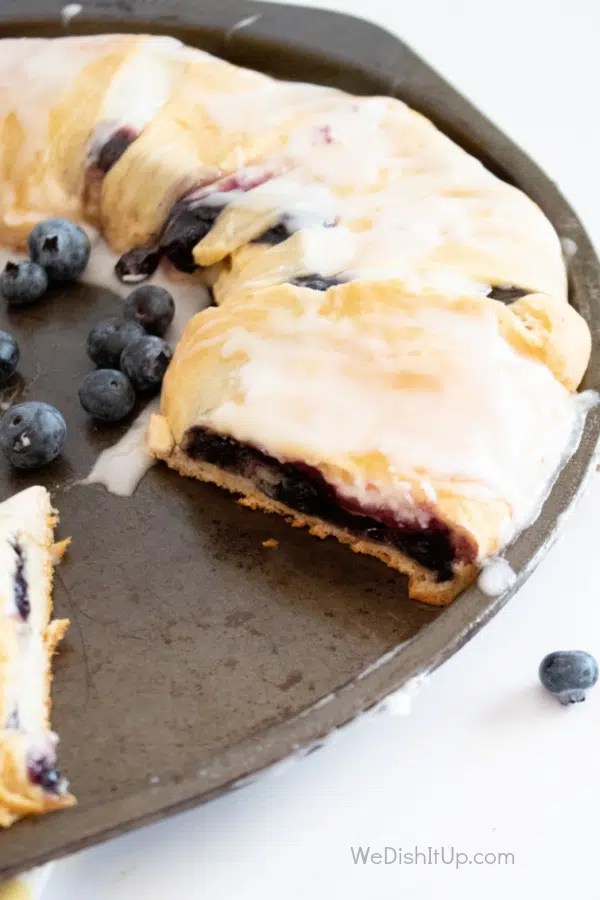 Easy Blueberry Cream Cheese Danish Ring
