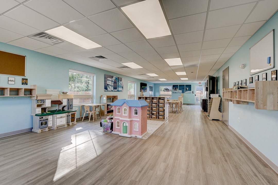 Weebleworld Kid's Clubhouse Preschool & Childcare Center Serving