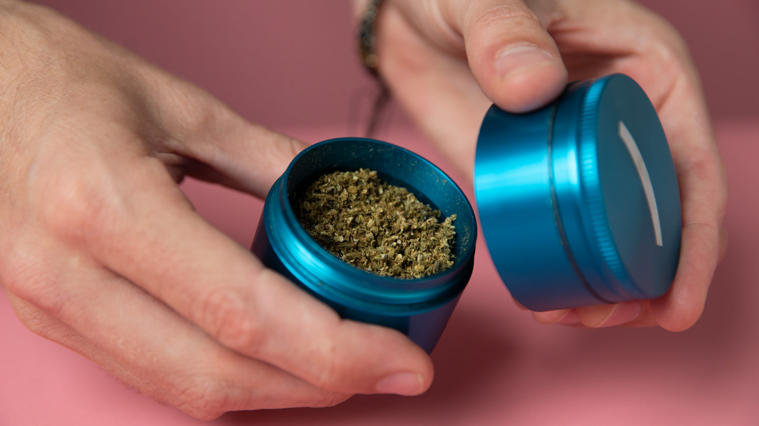 What is a Weed Grinder? Weed Grinder Definition Weedmaps