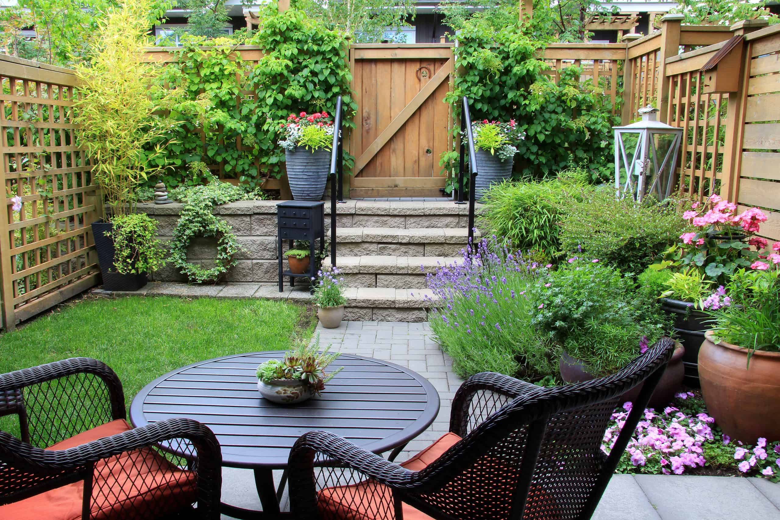 Creating The Perfect Small Patio Space Week 99er