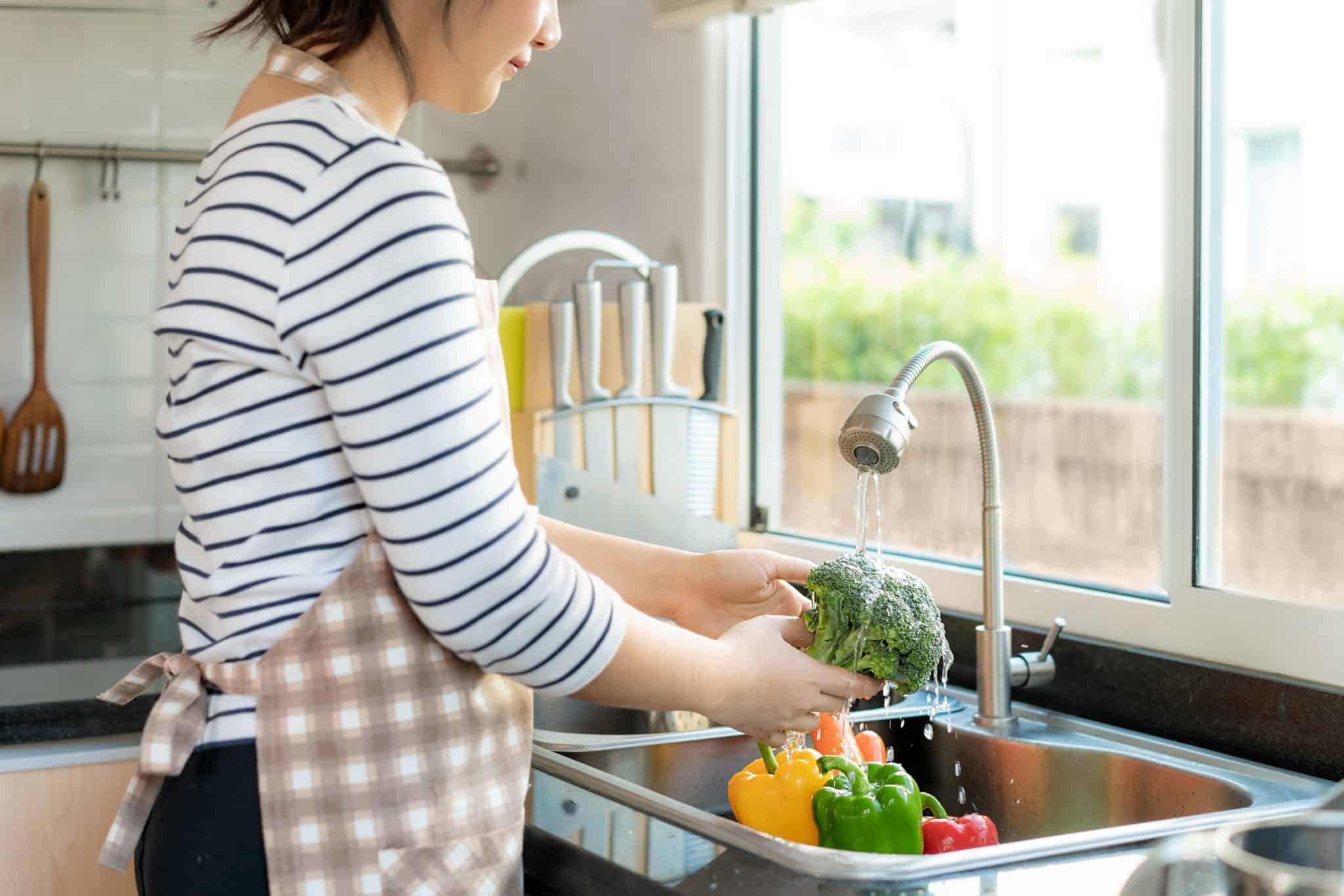 How to Properly Clean Fruits and Vegetables