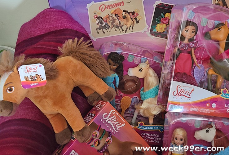 Spirit Untamed PALs Friendship Pack Exclusive 6Figure Set Lucky With