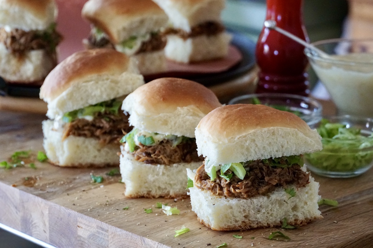 Slow Cooker Asian Pork Weekend at the Cottage