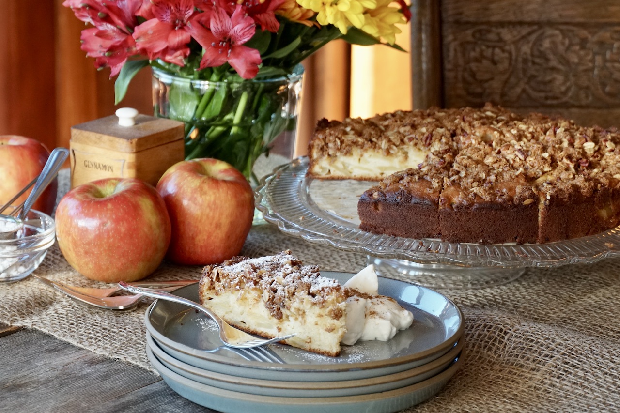 Apple Buckle With Streusel Topping Weekend at the Cottage