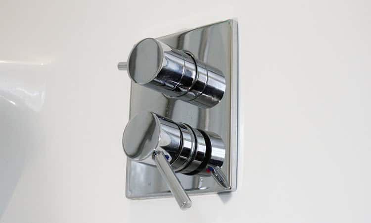 How To Stop Water Hammer From Toilet / Here S How Stop Water Bang Noise