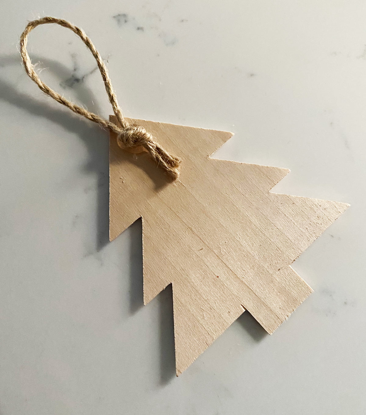 Wood Christmas Tree Ornaments with Cricut Maker Weekend Craft