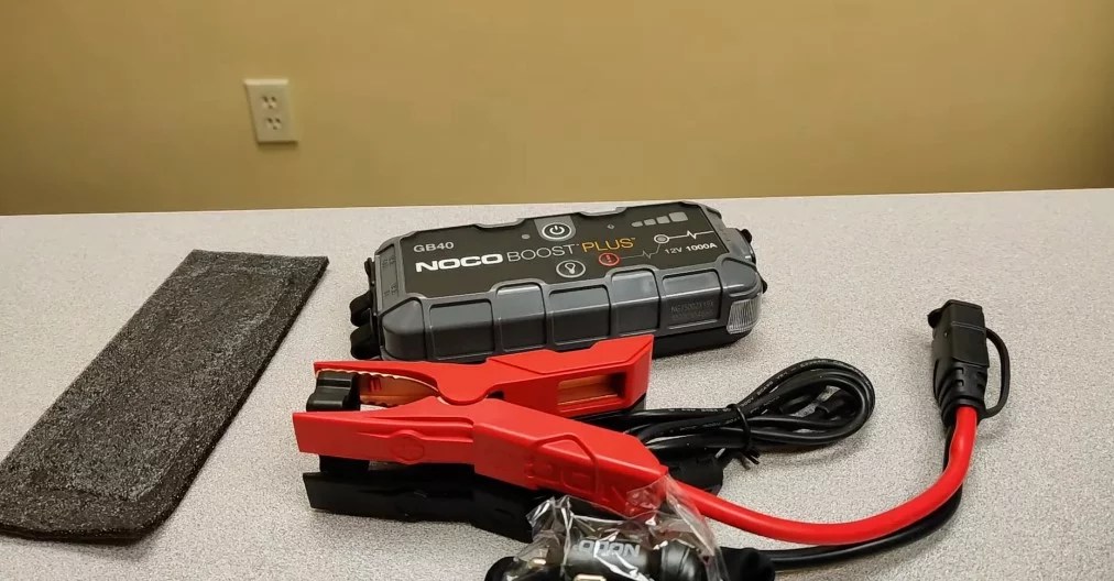 Best Boat Battery Jump Starter (Master Guide Update 2024)