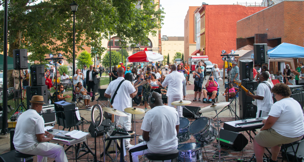 Help Bring More Free, Live Music to Wheeling! Weelunk