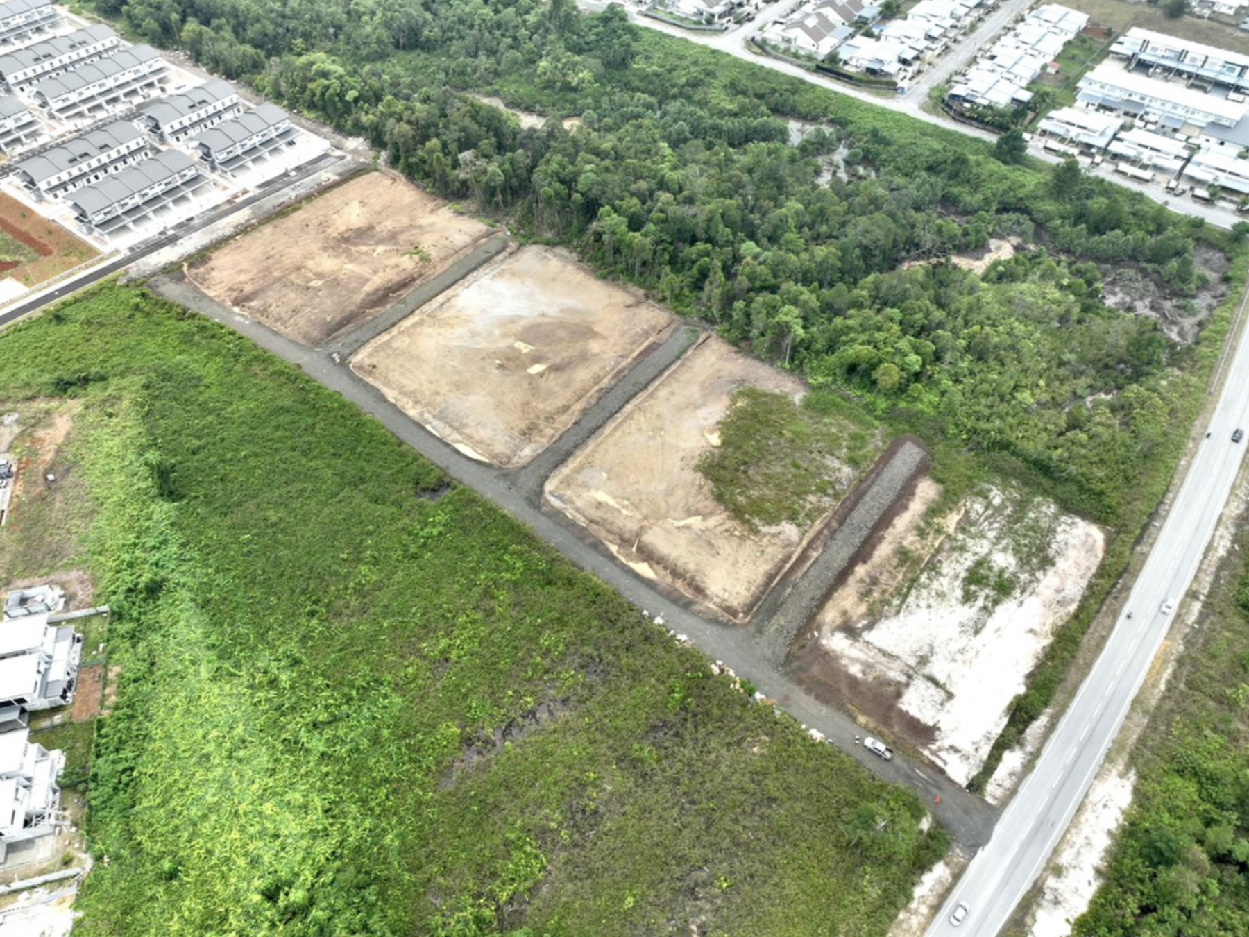 Taman Camar Indah New Double Storey Terrace Petrajaya Wee properties