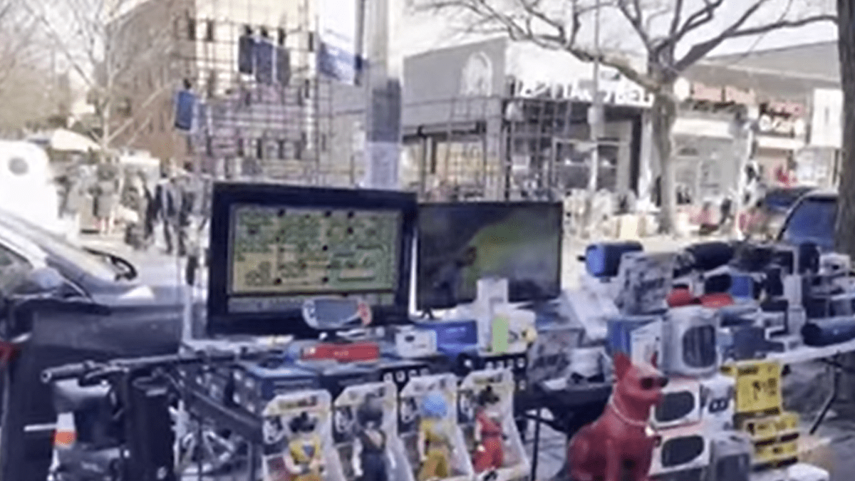 Gamers Shocked That Knockoff Console Comes Packed with Sexist and