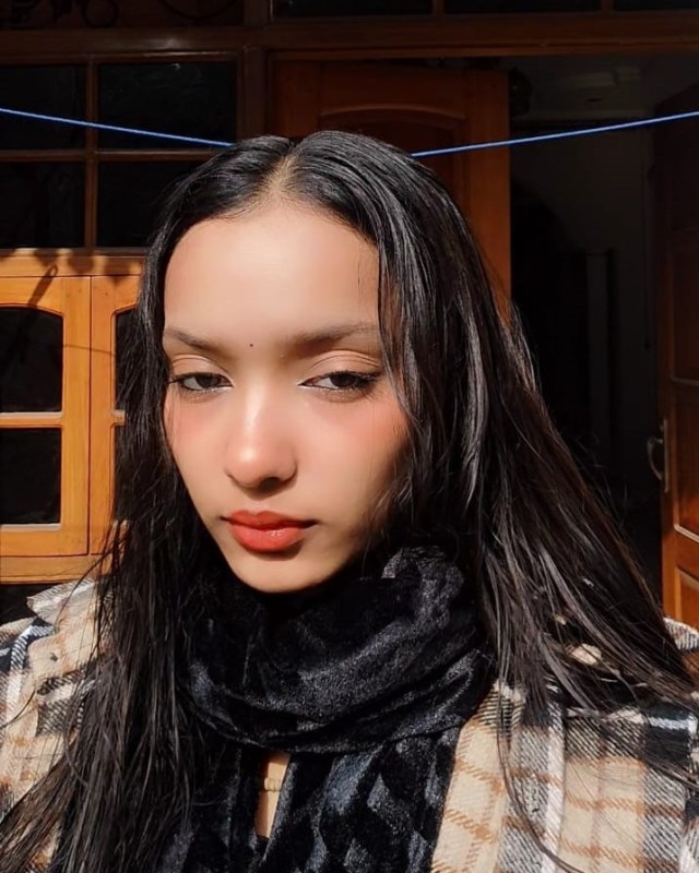 'This is a MAN' Tom Holland literally shoved away paparazzi and made