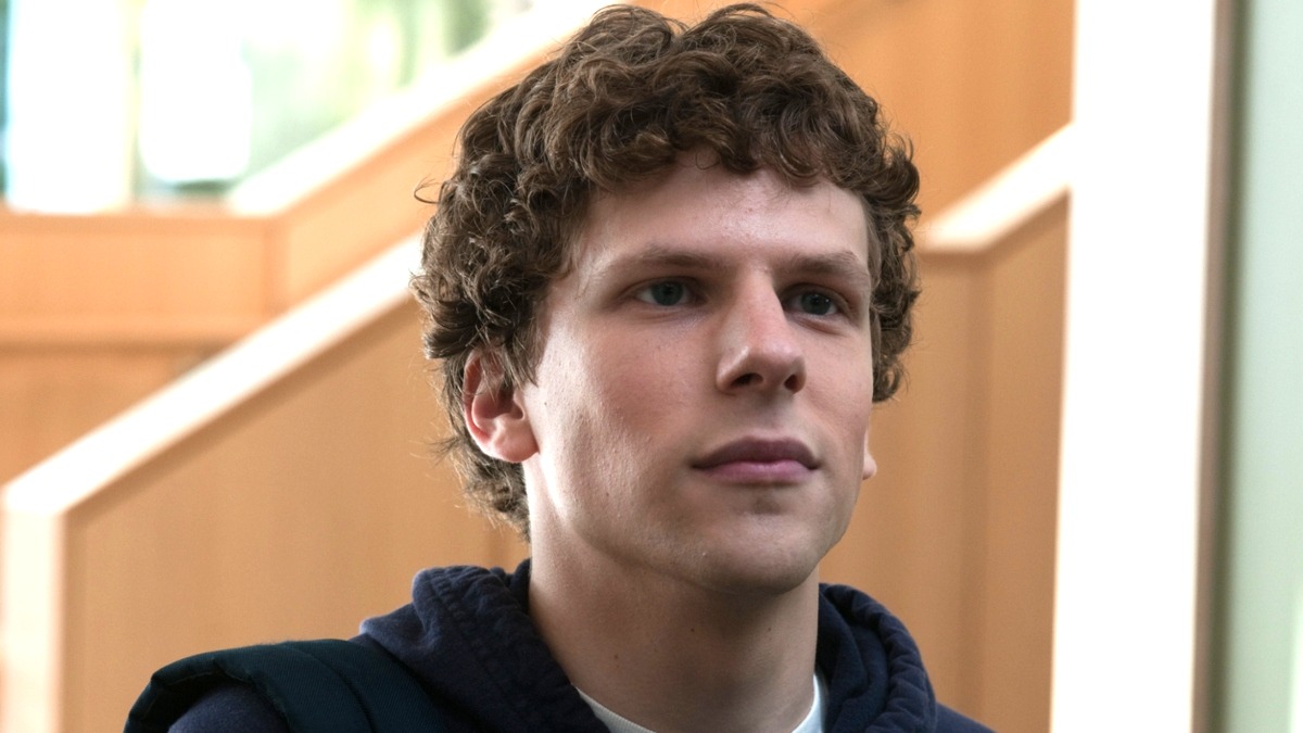 'The Social Network' star Jesse Eisenberg just dropped the mic on how