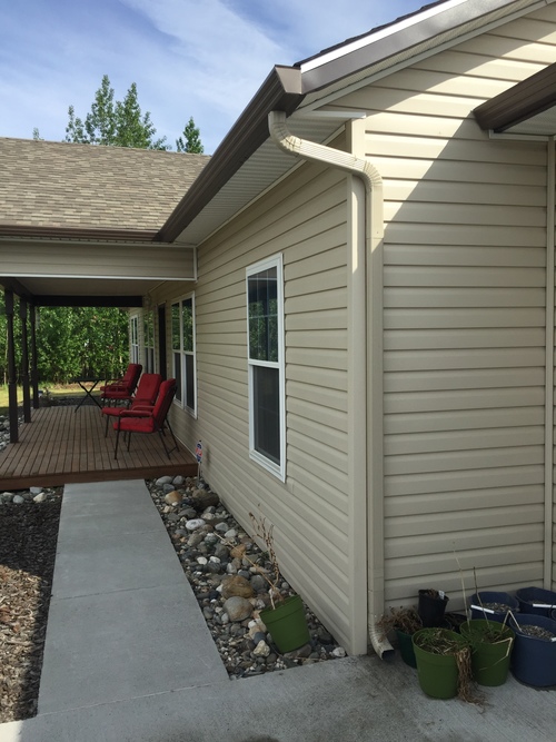 Seamless Rain Gutters L&L Contractors LLC