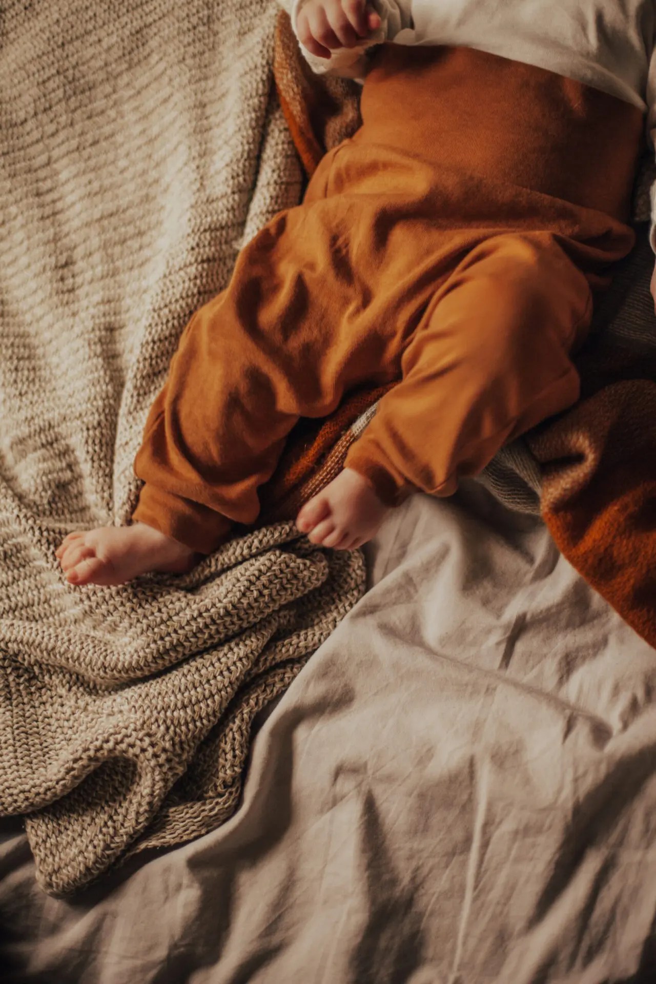 Weighted Blankets for Children with ADHD Benefits & Considerations