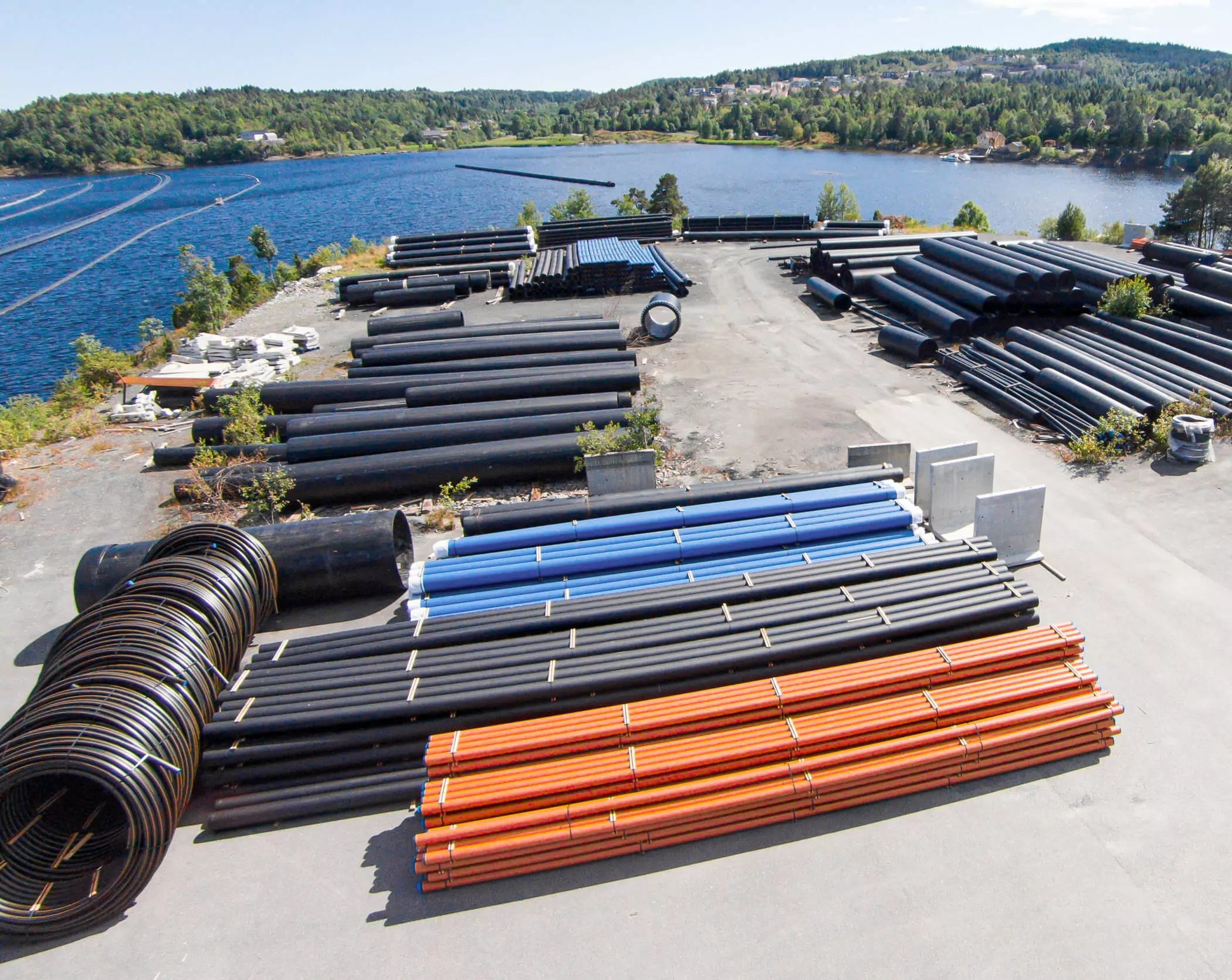 Shred and recycling plastic pipes made of HDPE, PP, PE and PVC