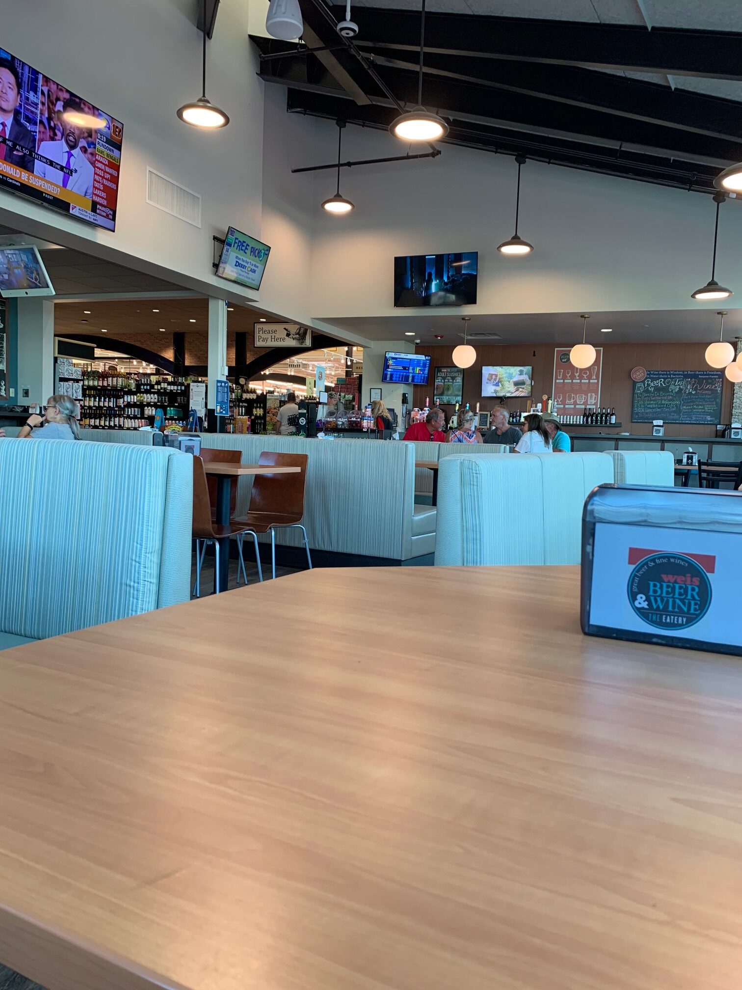 Weis Pub Macungie to Weis Pub