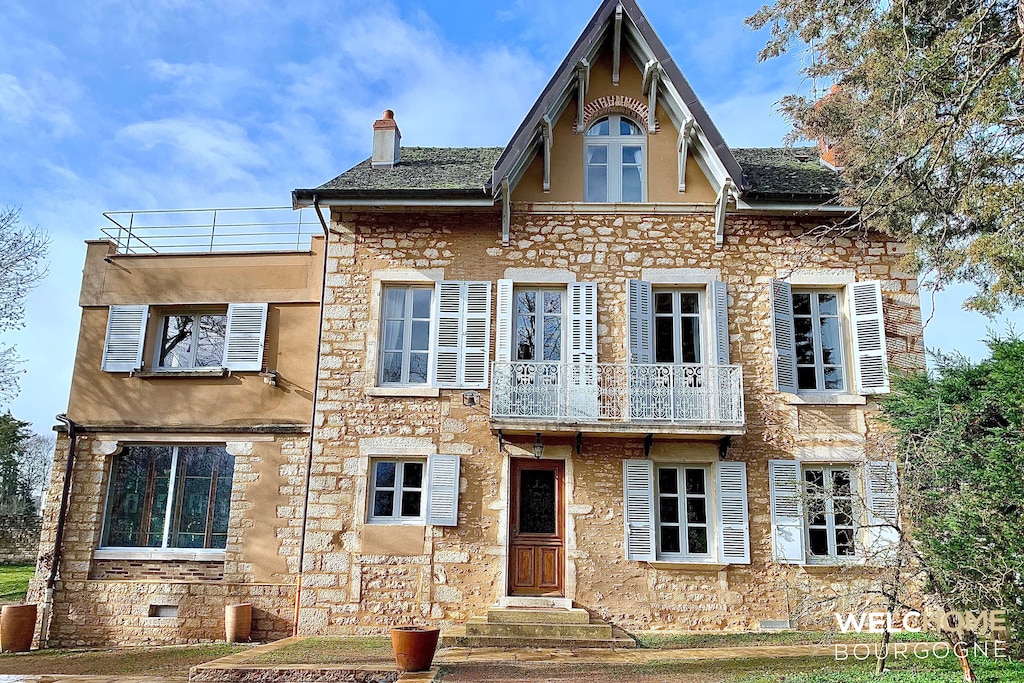 448 Vendu Maison bourgeoise Welchome Bourgogne Propriétés de