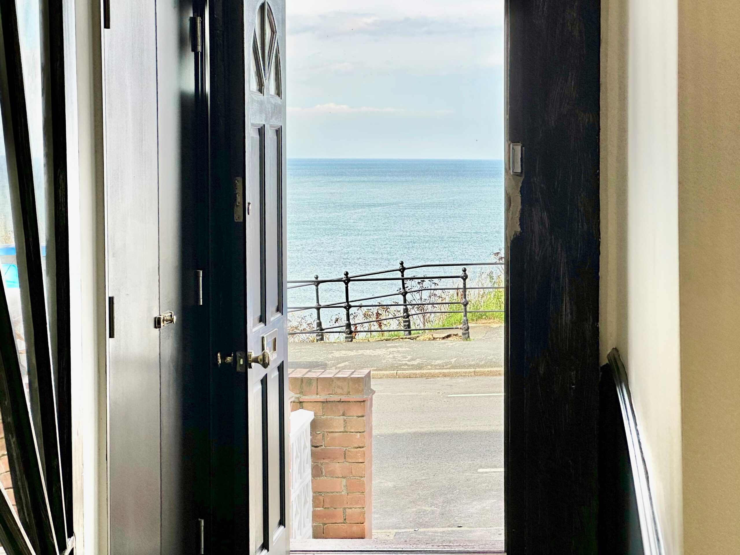 The Admirals Quarters Lets