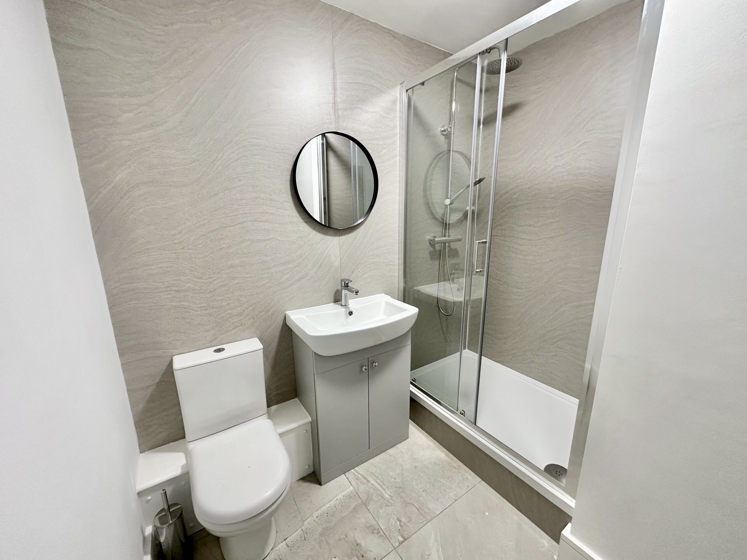 Fountains Court Lets