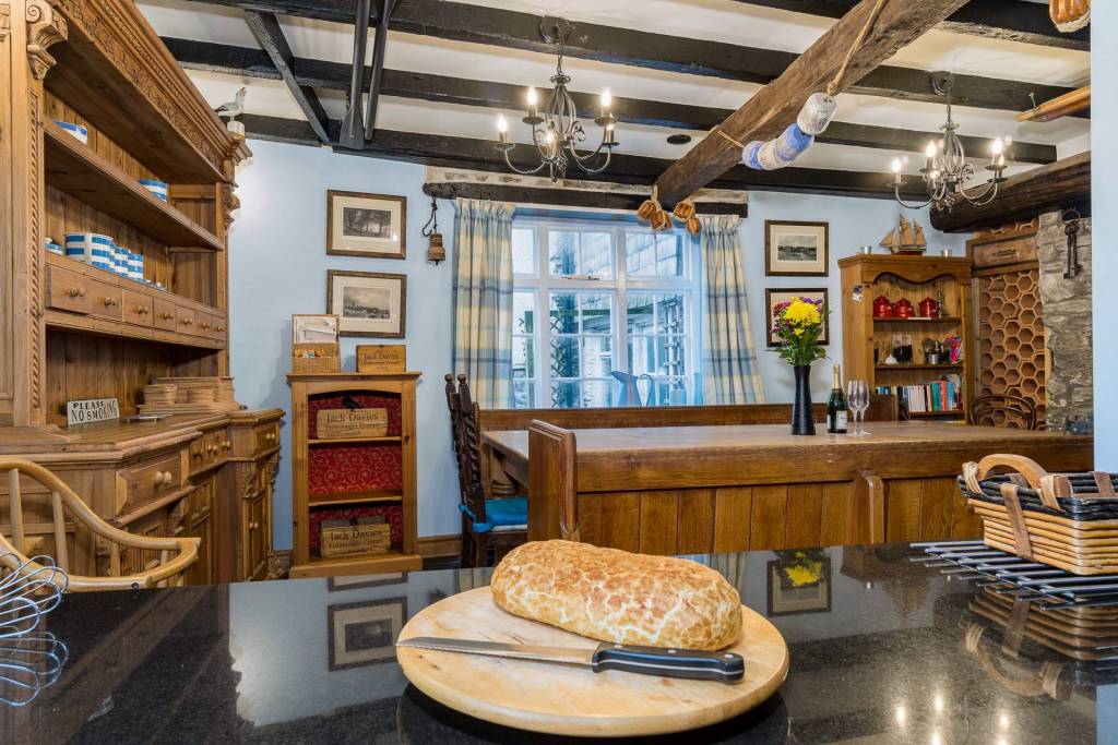 Osborne House Looe to Looe & Polperro