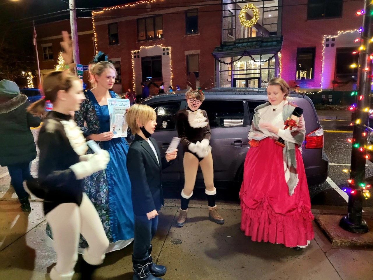 Christmas Yule Blog Part 1 Sandy the Social Butterfly