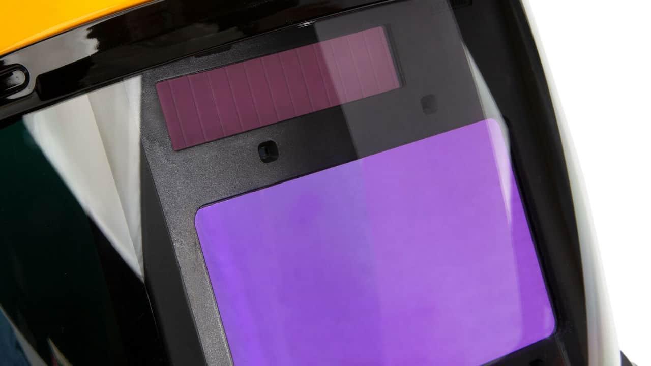 How Do AutoDarkening Welding Helmets Work? Weld Guru