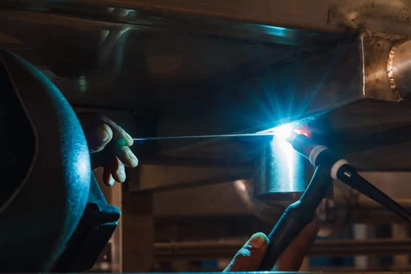 10 Tips and Tricks For Welding Upside Down! Welding Mastermind