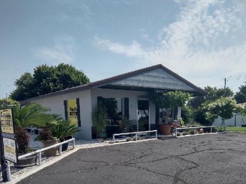 CareyHughes Realty Advisors, Inc. "Hotel, Motel, Commercial, Ranch