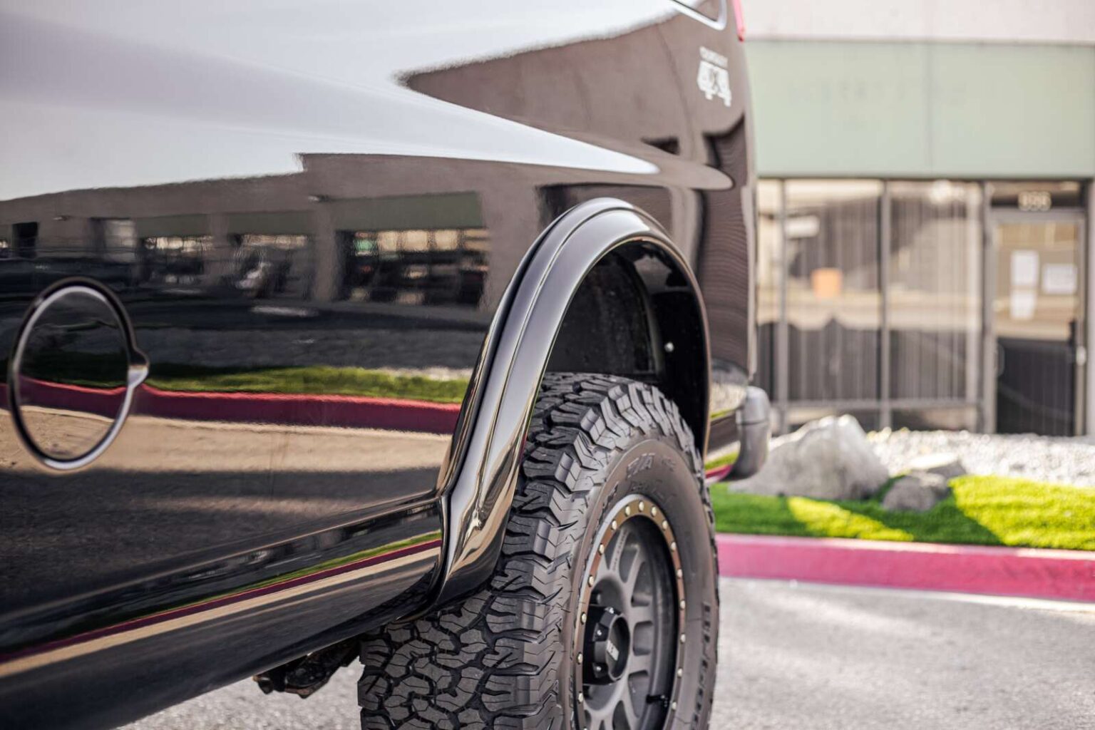 ChevroletExpressRearFenderFlares3.jpg WeldTec Designs