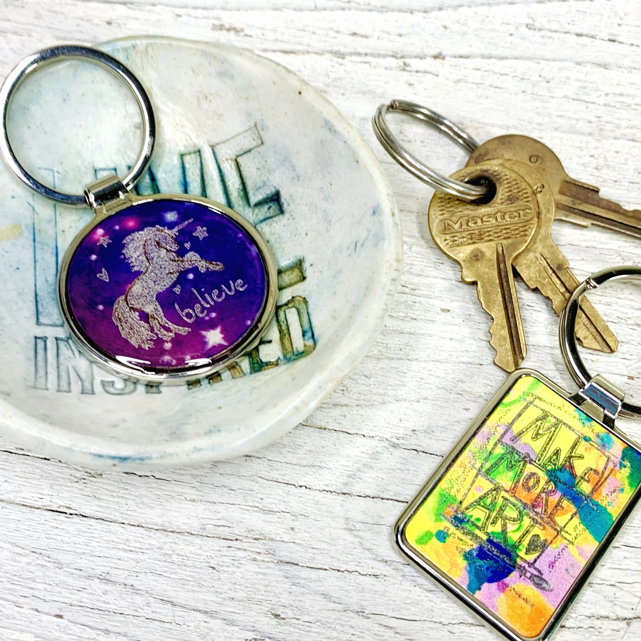 How to Make Engraved Resin Keychains with Cricut Well Crafted Studio