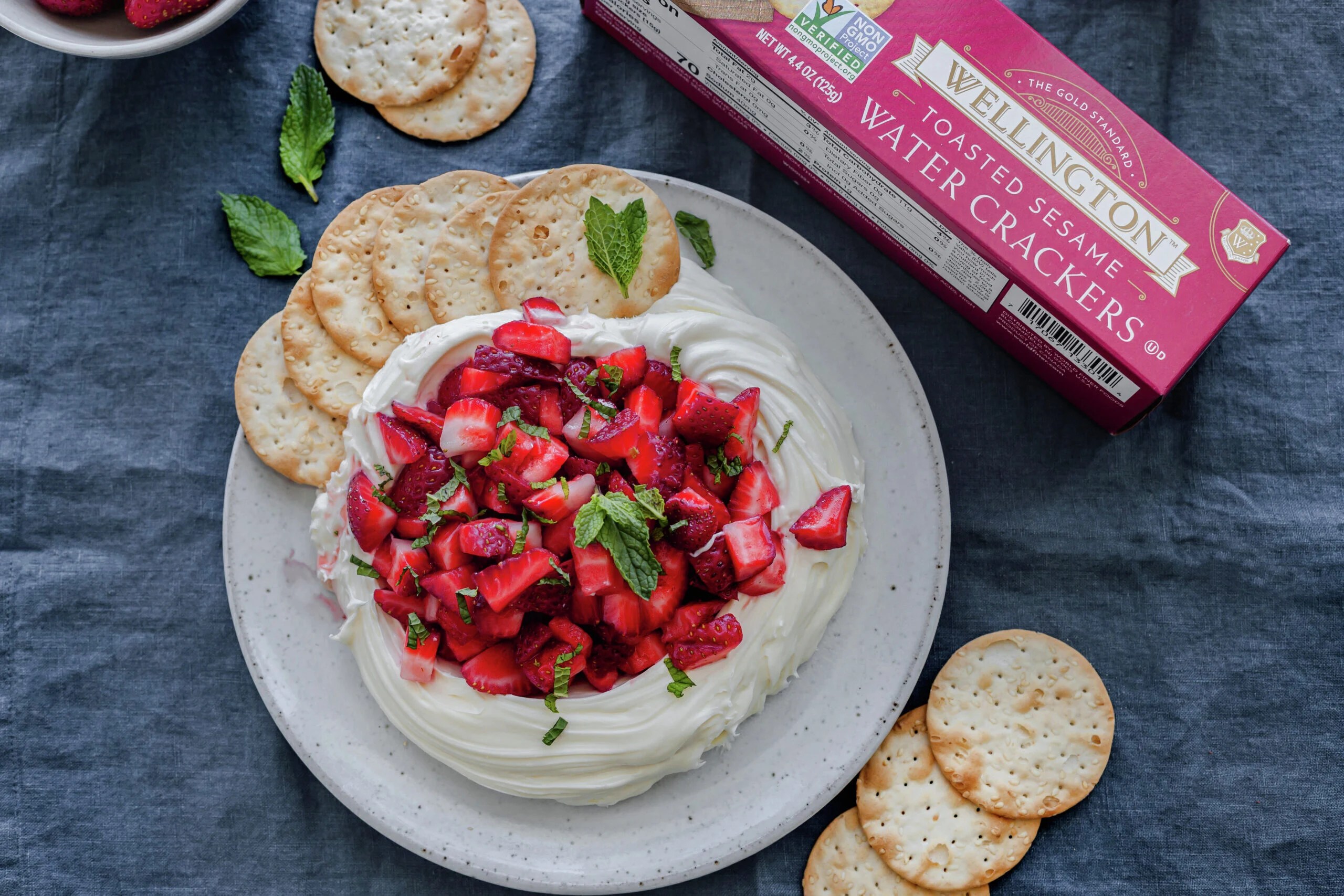 Strawberry Shortcake Dip Wellington Crackers