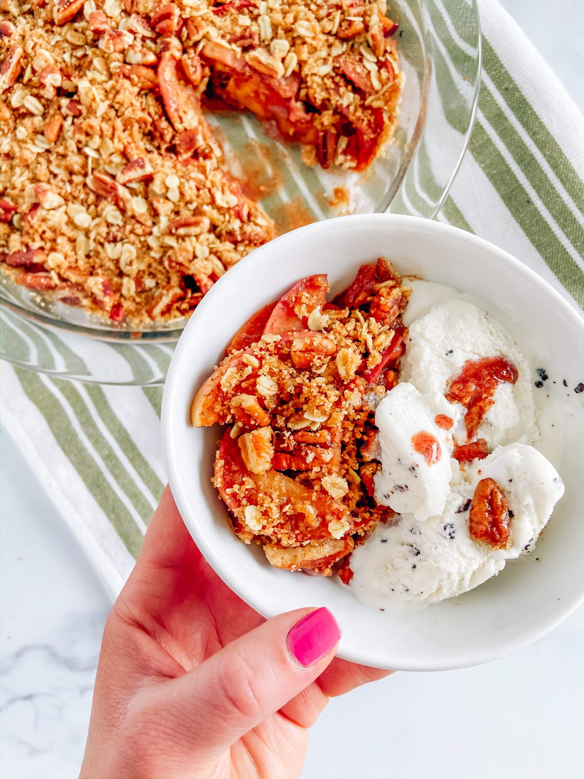 Easy Apple Crisp with Oat Crumble Topping LaptrinhX / News