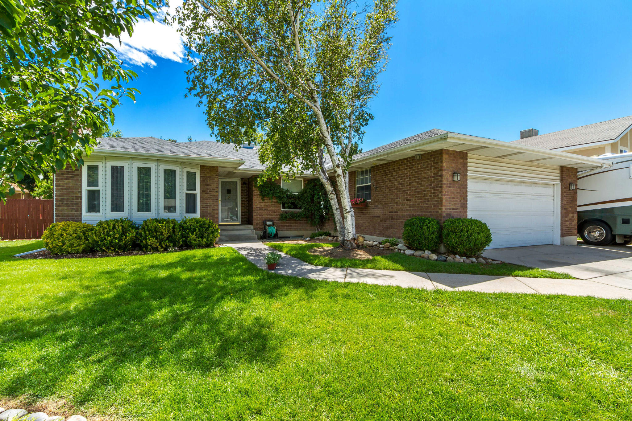 Lake City Sales Gallery Avadh Lake City Avadh Group Lake city