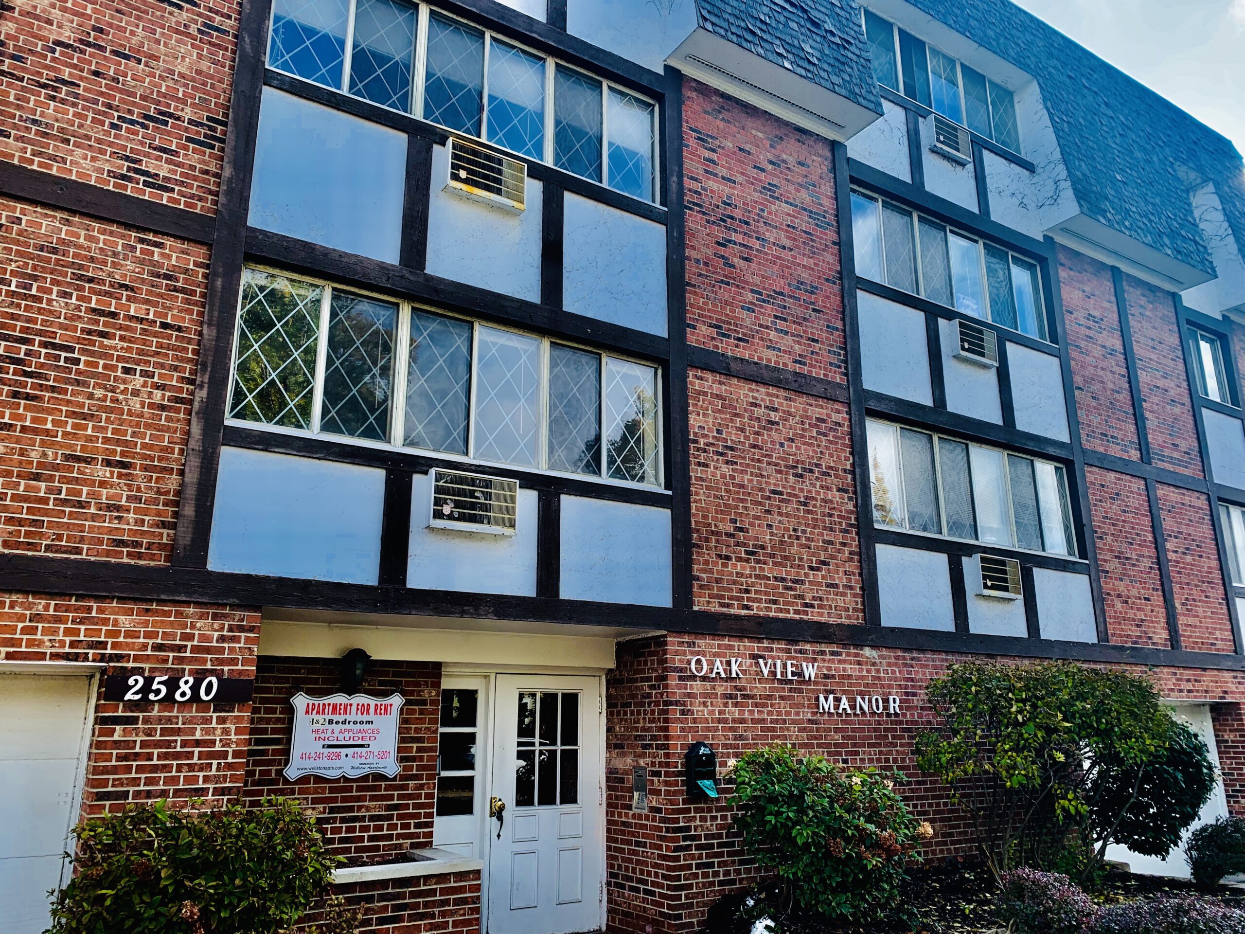 Oak View Manor Wellston Apartments