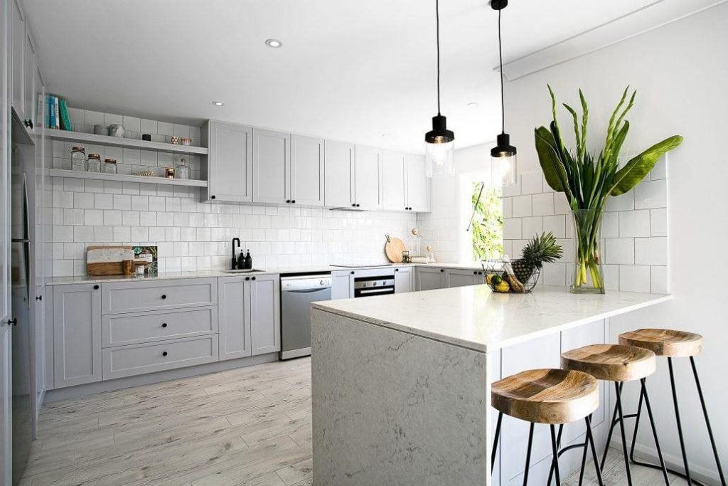 26 Minimalist Kitchen Designs for Inspiration in 2025