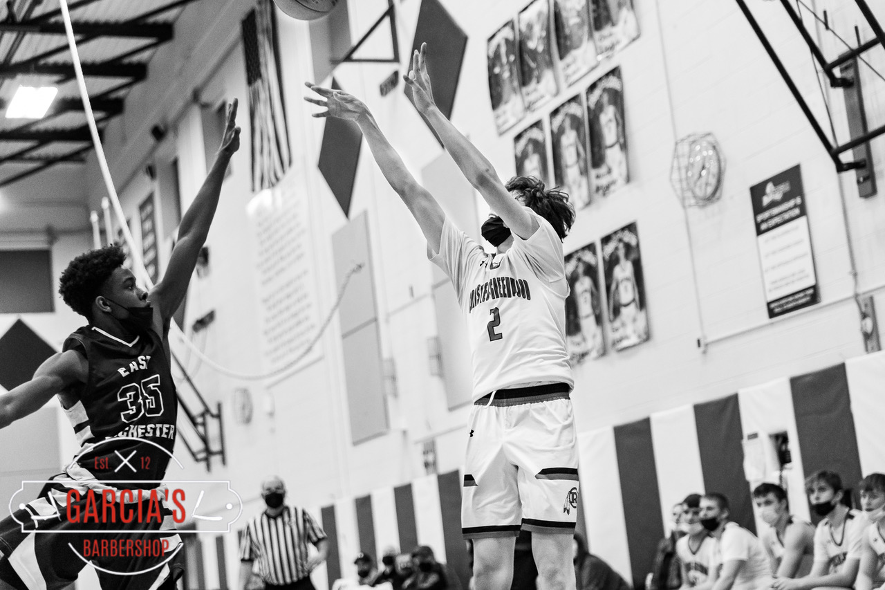 CanisteoGreenwood boys advance in sectionals with 6632 win over East