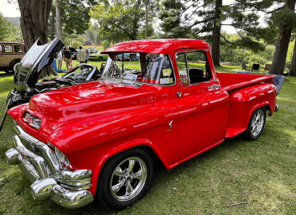 Don Skinner of Belmont wins 2022 Best of Show Trophy at 7th Annual AOH